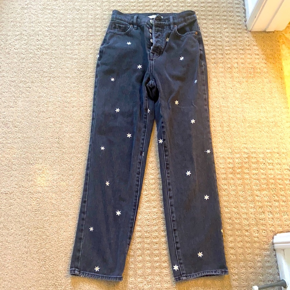 Black daisy pacsun jeans